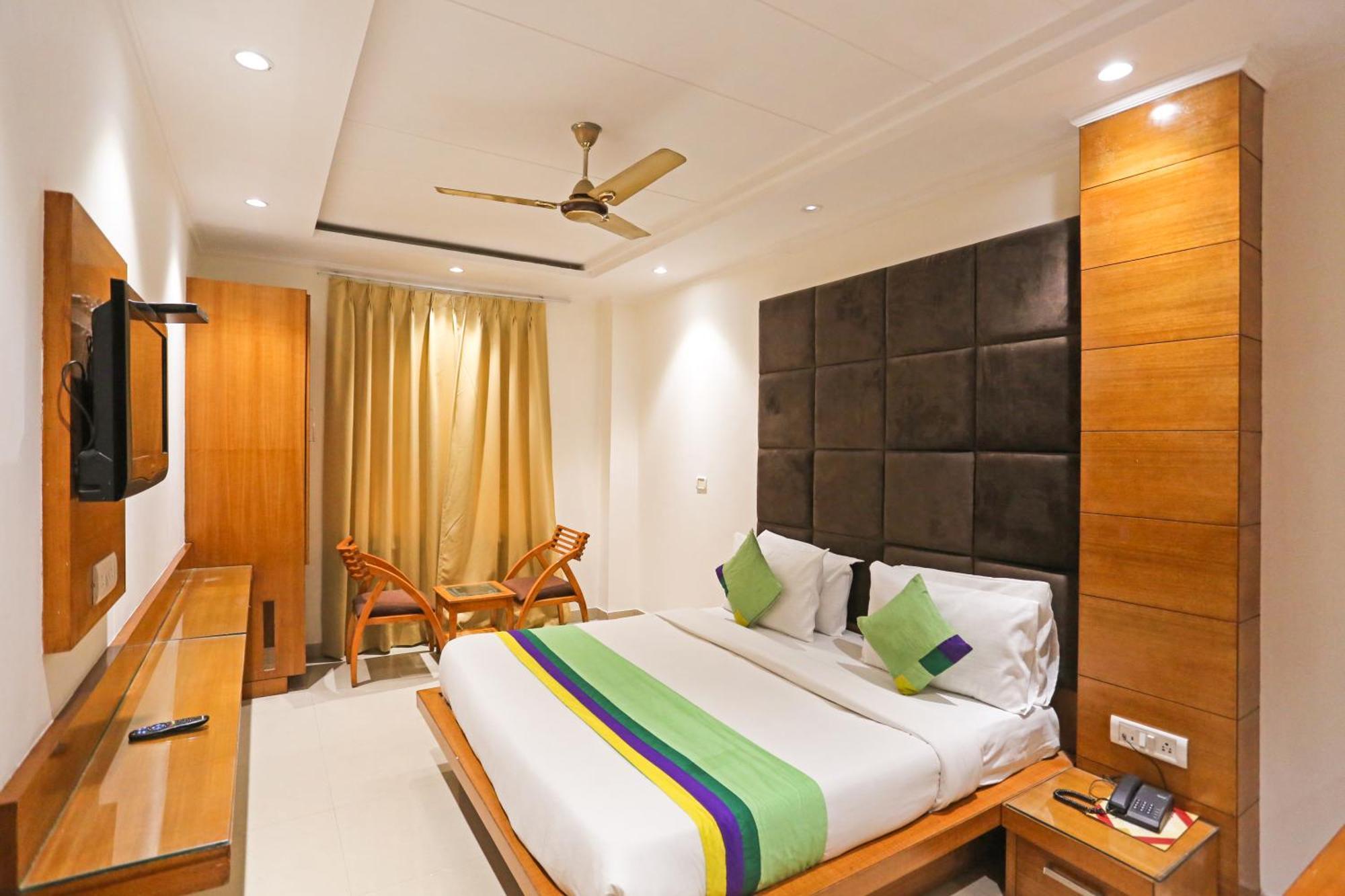 Hotel Silky Palace Near Igi Airportt New Delhi Exterior photo