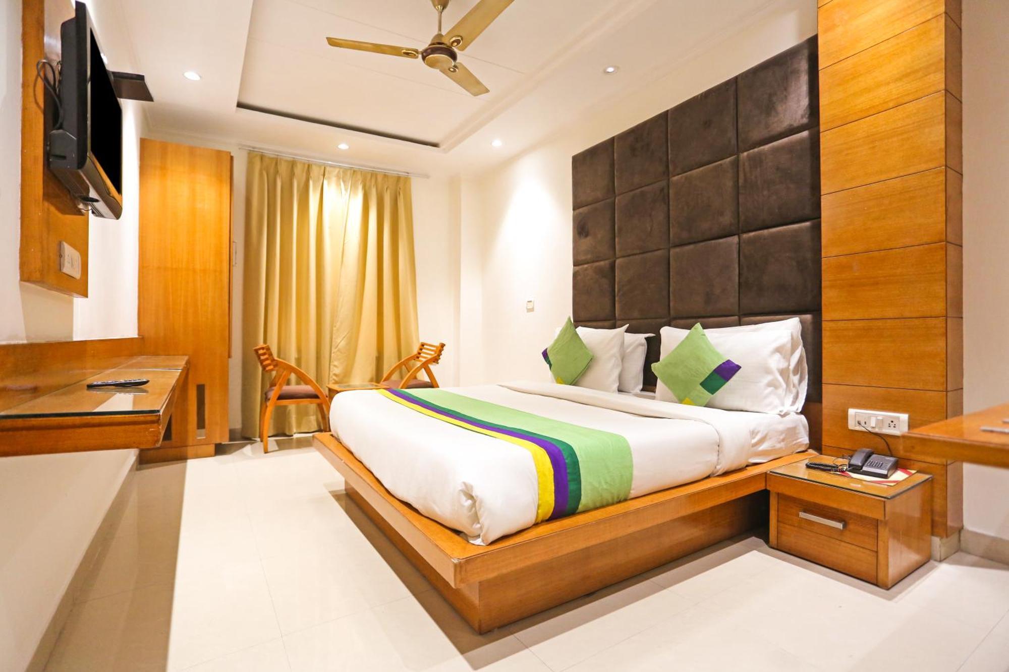 Hotel Silky Palace Near Igi Airportt New Delhi Exterior photo