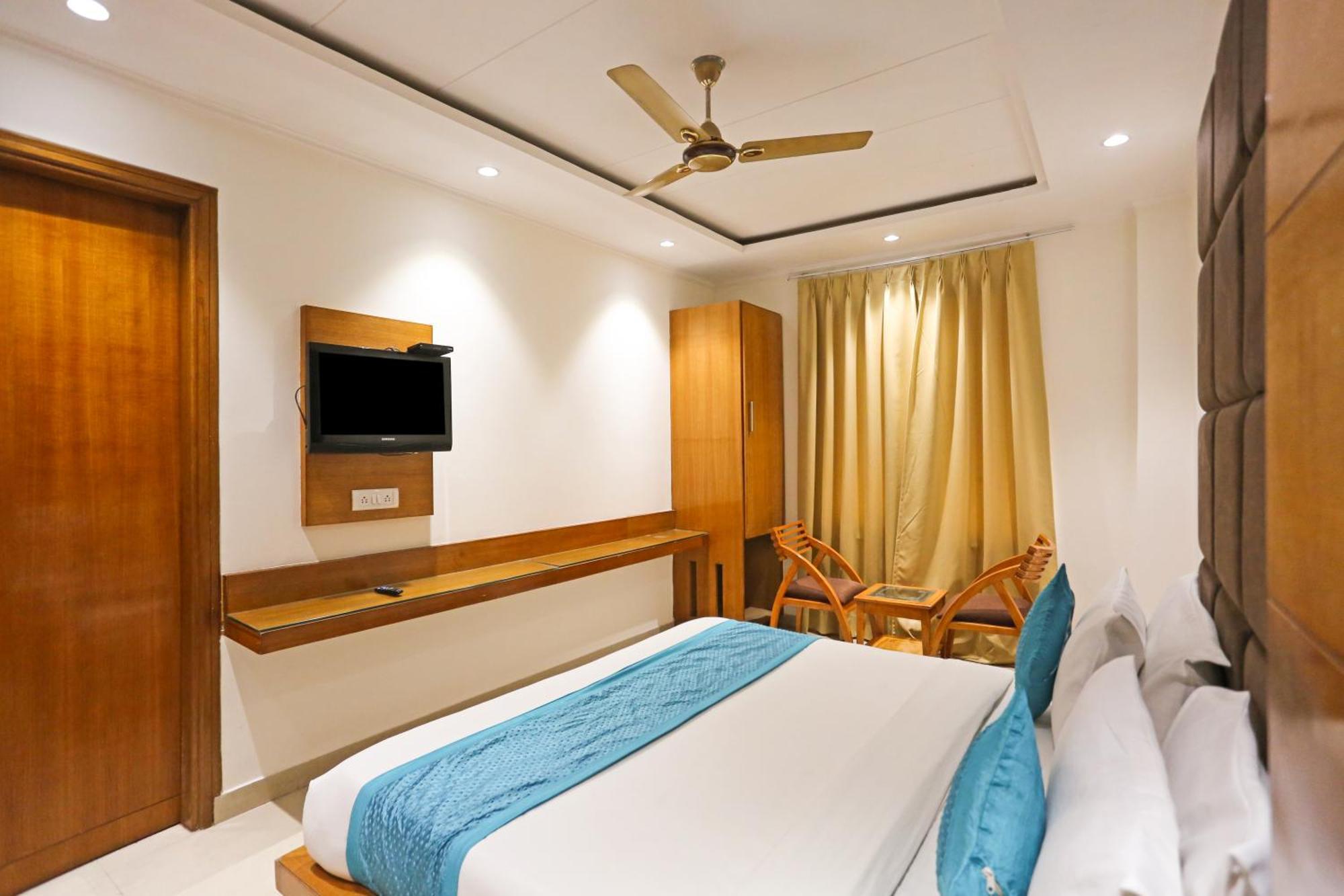 Hotel Silky Palace Near Igi Airportt New Delhi Exterior photo